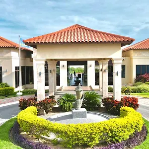Aparthotel Bocobay Gold Coast, Palm Beach